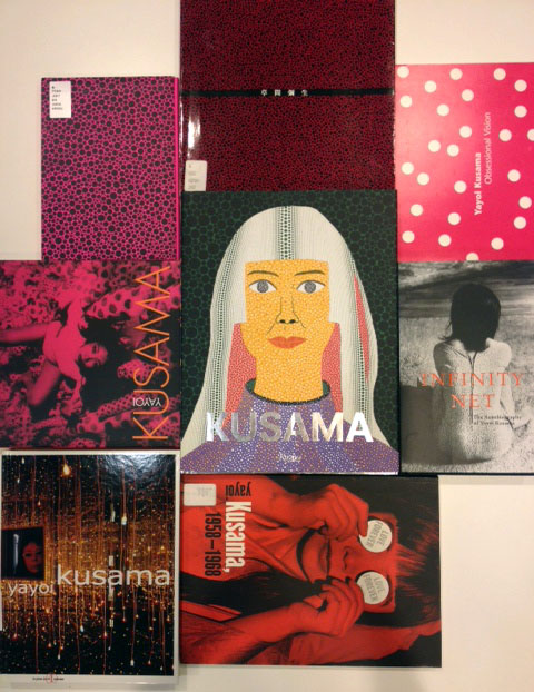 Yayoi Kusama: the Fashion of Obsession – Smithsonian Libraries and Archives  / Unbound